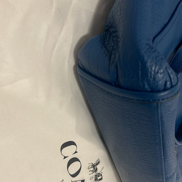 Coach Tote Bag - Picture 3 of 14